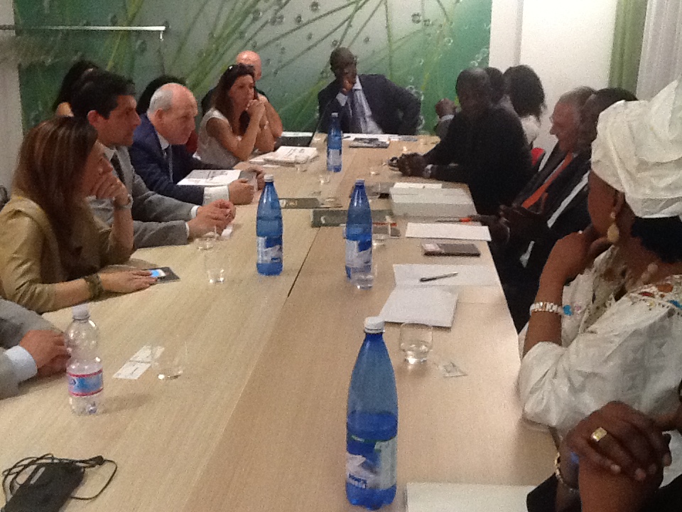 Le ministre du commerce senegalais rencontre les entrepreneurs de Brescia